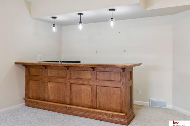 6417 S 178 Street, Omaha, NE 68135