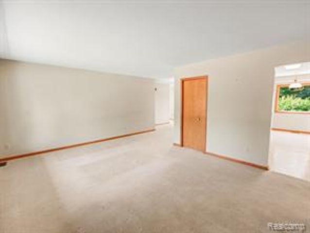415 Bennington Court, Saline, MI 48176