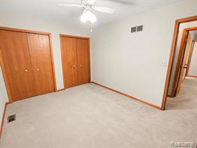 415 Bennington Court, Saline, MI 48176