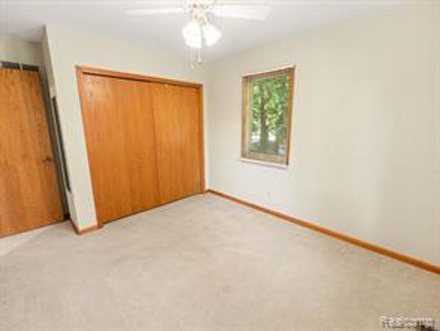 415 Bennington Court, Saline, MI 48176