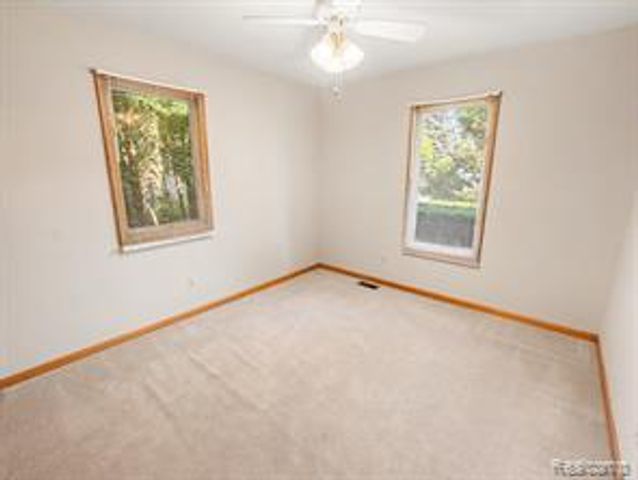 415 Bennington Court, Saline, MI 48176