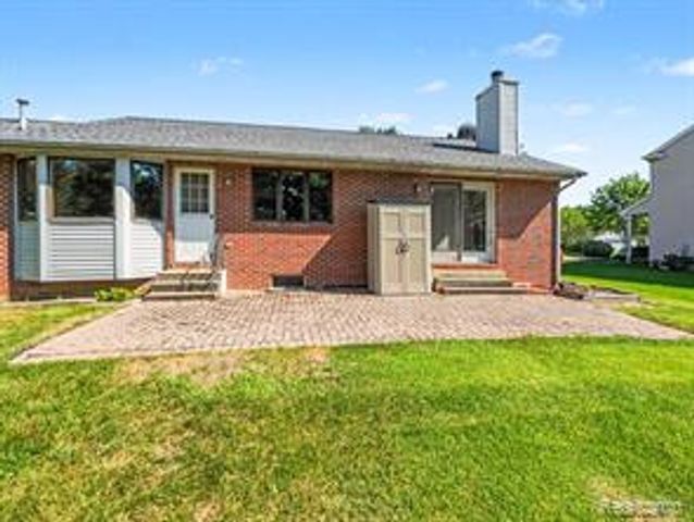 415 Bennington Court, Saline, MI 48176