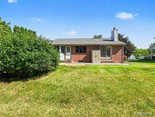 415 Bennington Court, Saline, MI 48176