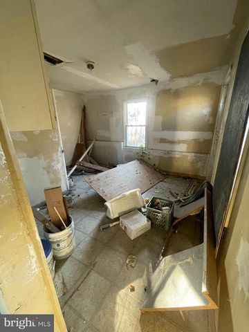 369 E BROADWAY, Salem, NJ 08079