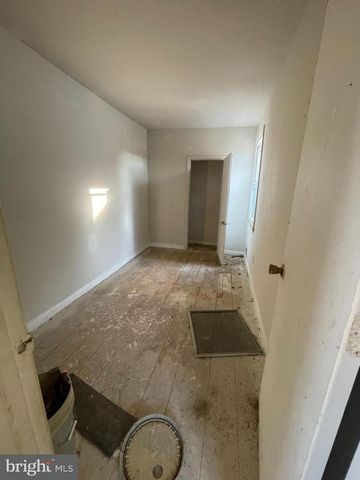 369 E BROADWAY, Salem, NJ 08079