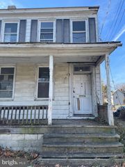 369 E BROADWAY, Salem, NJ 08079