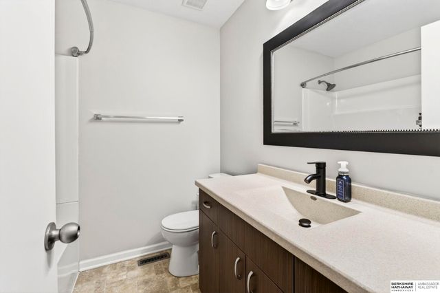13708 Frederick Avenue, Omaha, NE 68138