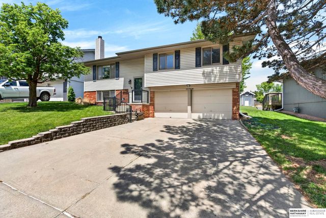 13708 Frederick Avenue, Omaha, NE 68138