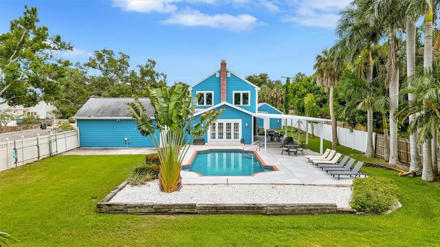 206 20TH STREET W, Bradenton, FL 34205