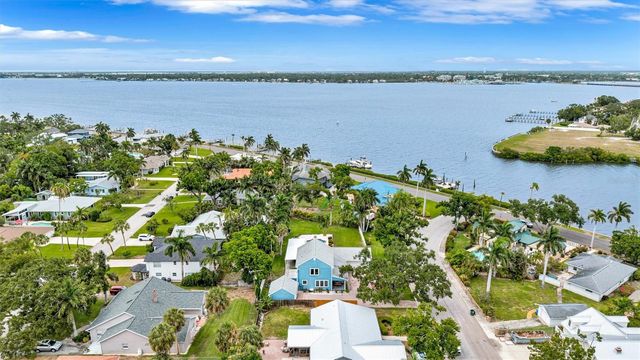 206 20TH STREET W, Bradenton, FL 34205