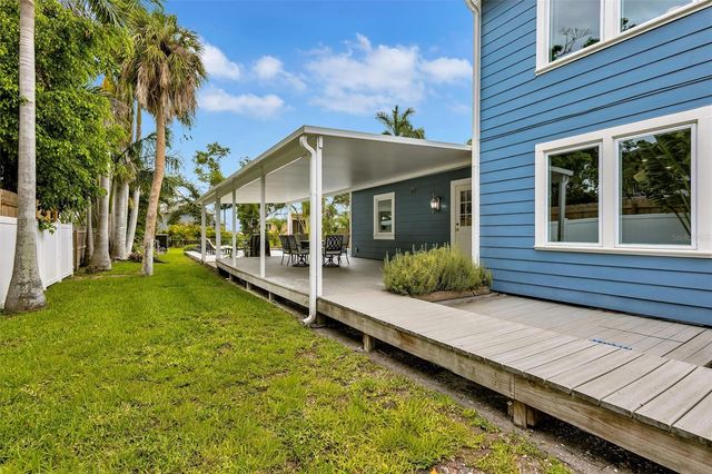 206 20TH STREET W, Bradenton, FL 34205