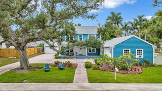 206 20TH STREET W, Bradenton, FL 34205