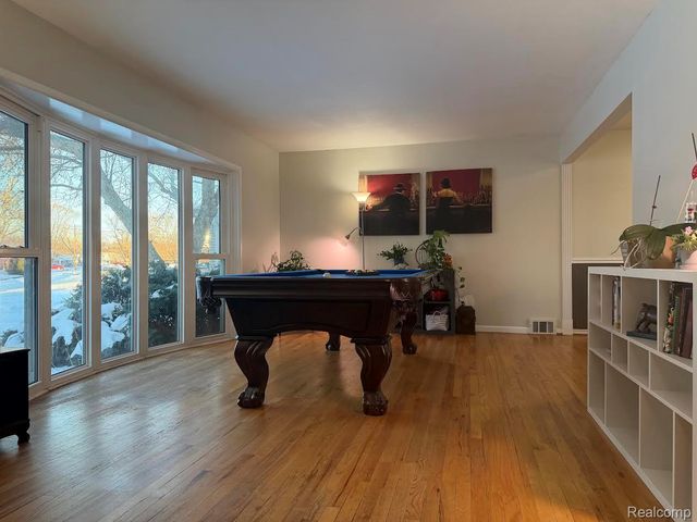 41133 Ivywood Lane, Plymouth Charter Township, MI 48170