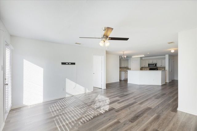 7405 Howling Coyote Lane, Fort Worth, TX 76131