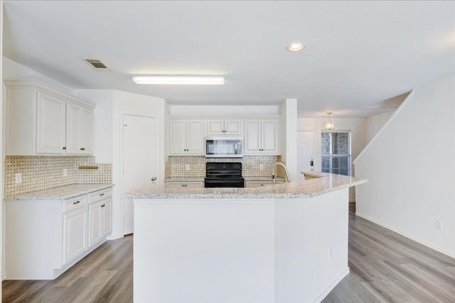 7405 Howling Coyote Lane, Fort Worth, TX 76131