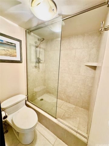 411 Hobron Lane 3904, Honolulu, HI 96815