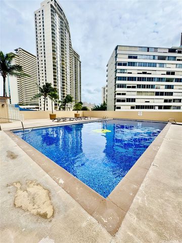 411 Hobron Lane 3904, Honolulu, HI 96815