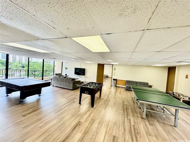 411 Hobron Lane 3904, Honolulu, HI 96815