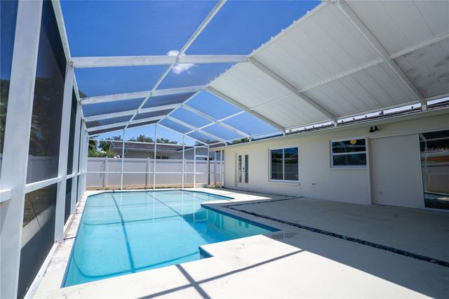 10428 137TH LANE, Largo, FL 33774