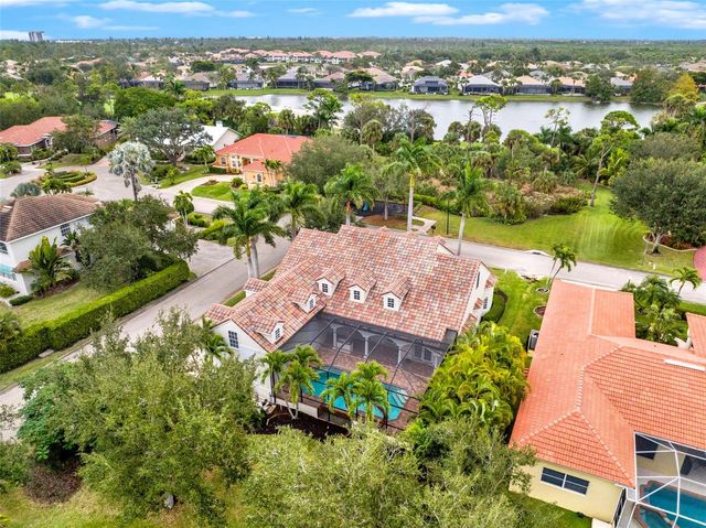 8642 S LAKE CIRCLE, Fort Myers, FL 33908