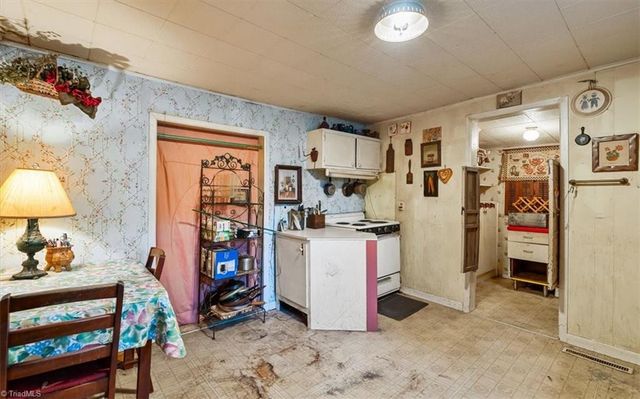 130 Albertson Road, Thomasville, NC 27360