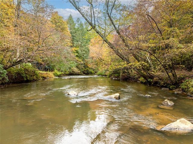 1800 HICKS FORD Road, Ellijay, GA 30540
