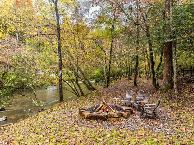 1800 HICKS FORD Road, Ellijay, GA 30540