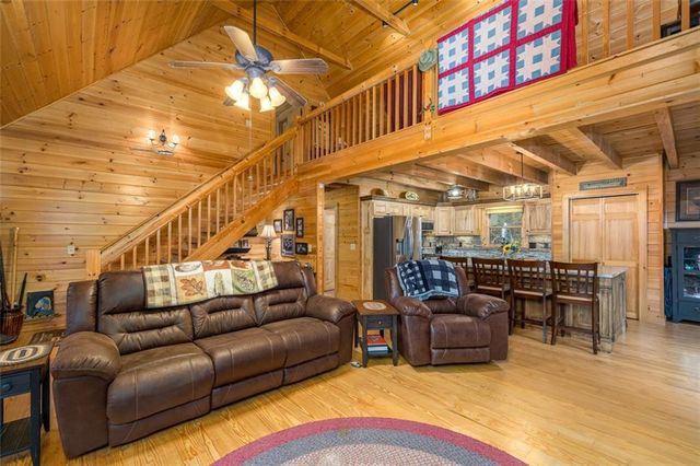 1800 HICKS FORD Road, Ellijay, GA 30540