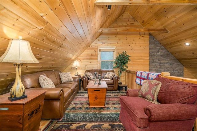 1800 HICKS FORD Road, Ellijay, GA 30540