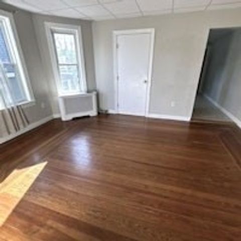14 Dow St., Somerville, MA 02144