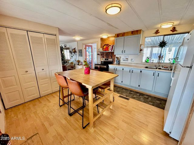 980 E BROADWAY Avenue 16, Apache Junction, AZ 85119