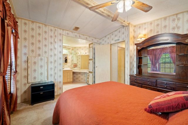 35131 MCCULLOUGHS LEAP, Zephyrhills, FL 33541