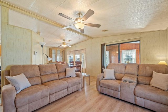 35131 MCCULLOUGHS LEAP, Zephyrhills, FL 33541