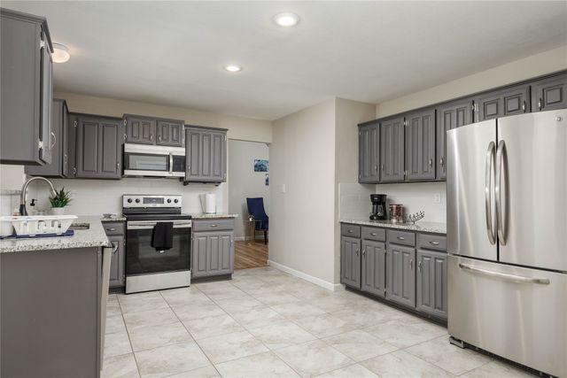 4108 Fryer Street, The Colony, TX 75056