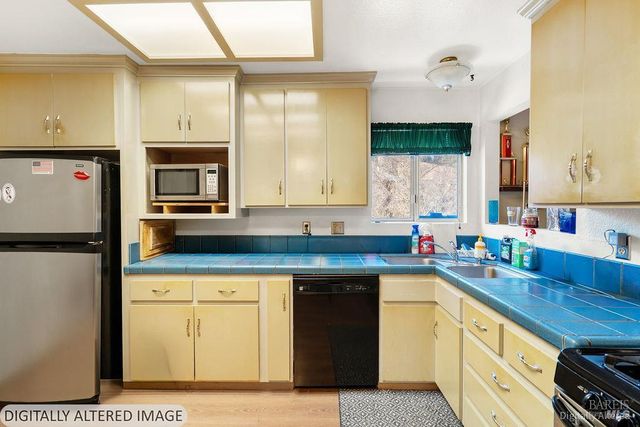 750 Pueblo Ave, Napa, CA 94558