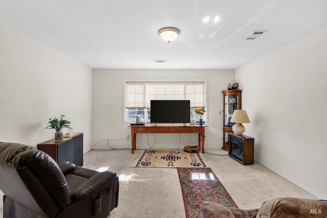 750 Pueblo Ave, Napa, CA 94558