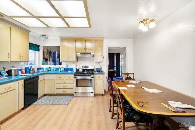 750 Pueblo Ave, Napa, CA 94558