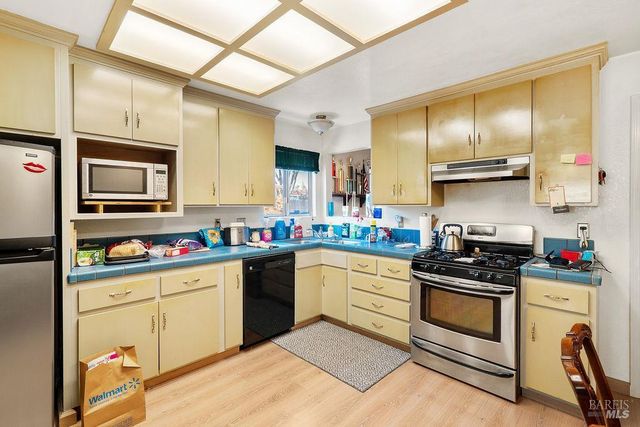 750 Pueblo Ave, Napa, CA 94558