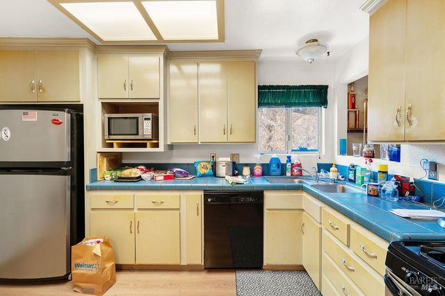 750 Pueblo Ave, Napa, CA 94558