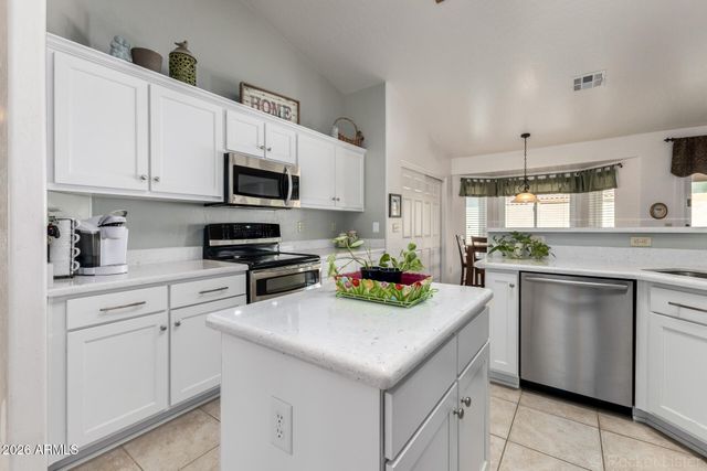 4116 E TONTO Street, Phoenix, AZ 85044