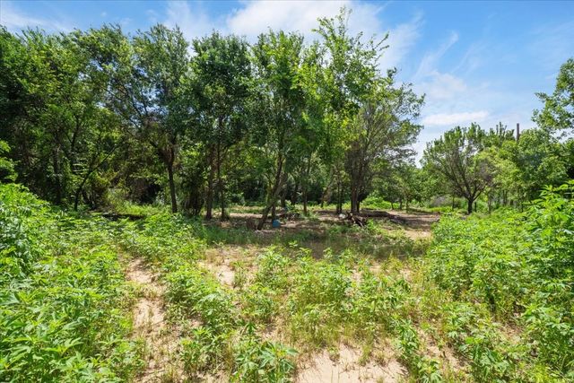 1247 County Road 4590, Boyd, TX 76023