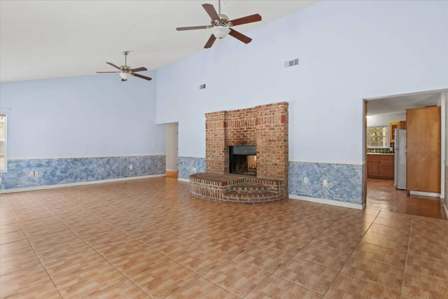 3380 Ben Stoutamire Road, Tallahassee, FL 32310