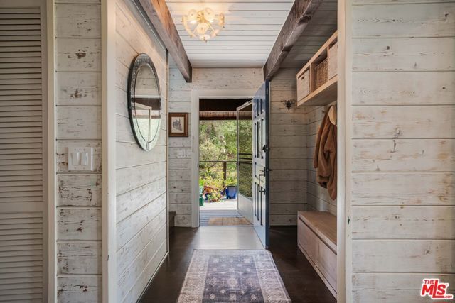 21330 Encina Road, Topanga (los Angeles), CA 90290