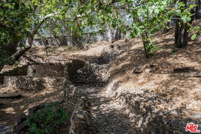 21330 Encina Road, Topanga (los Angeles), CA 90290