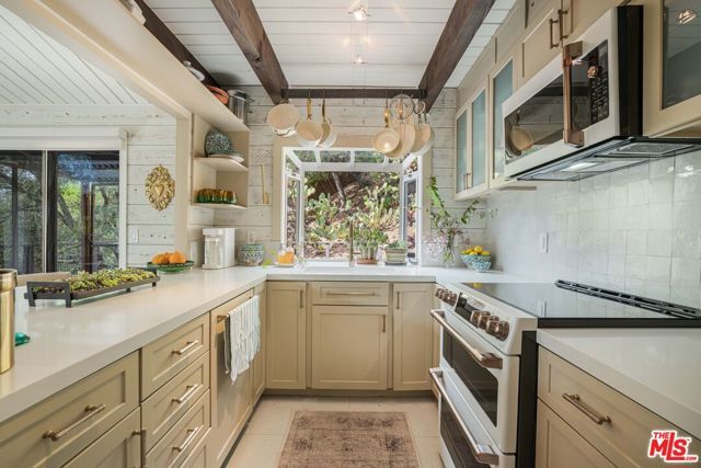 21330 Encina Road, Topanga (los Angeles), CA 90290