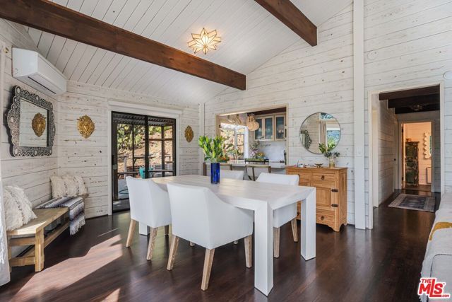 21330 Encina Road, Topanga (los Angeles), CA 90290