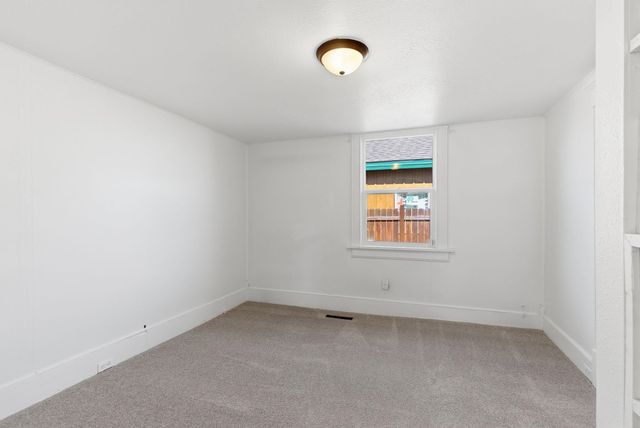 2226 N MORTON St, Spokane, WA 99207