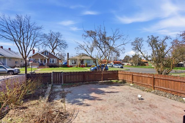 2226 N MORTON St, Spokane, WA 99207