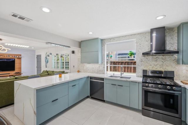 582 Oldbrook Court, San Jose, CA 95111