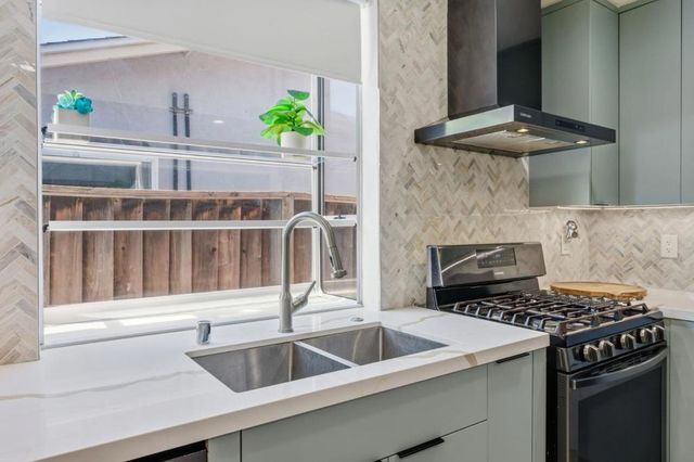 582 Oldbrook Court, San Jose, CA 95111